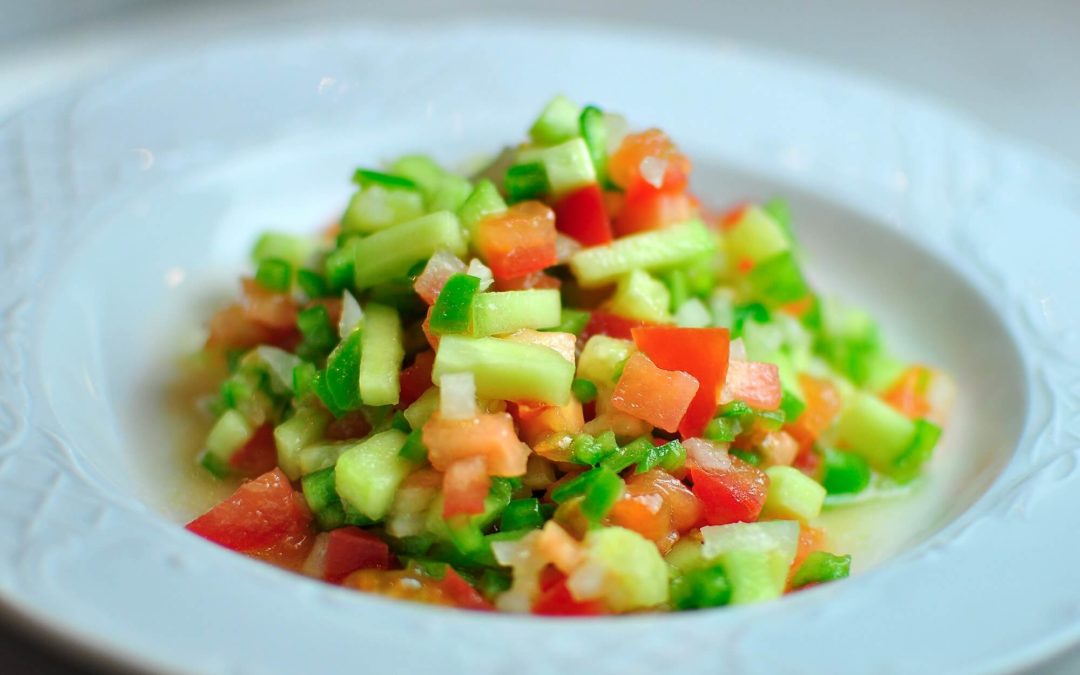 Pipirrana con atún Pipirrana con atún