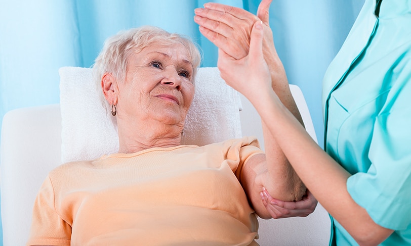 Consumir aceite de oliva virgen reduce el riesgo de fracturas por osteoporosis