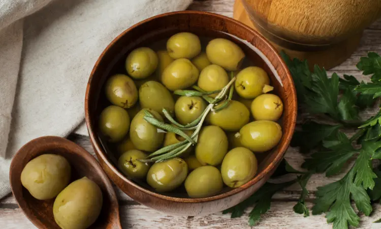 Factores que influyen en la lipogénesis de la aceituna