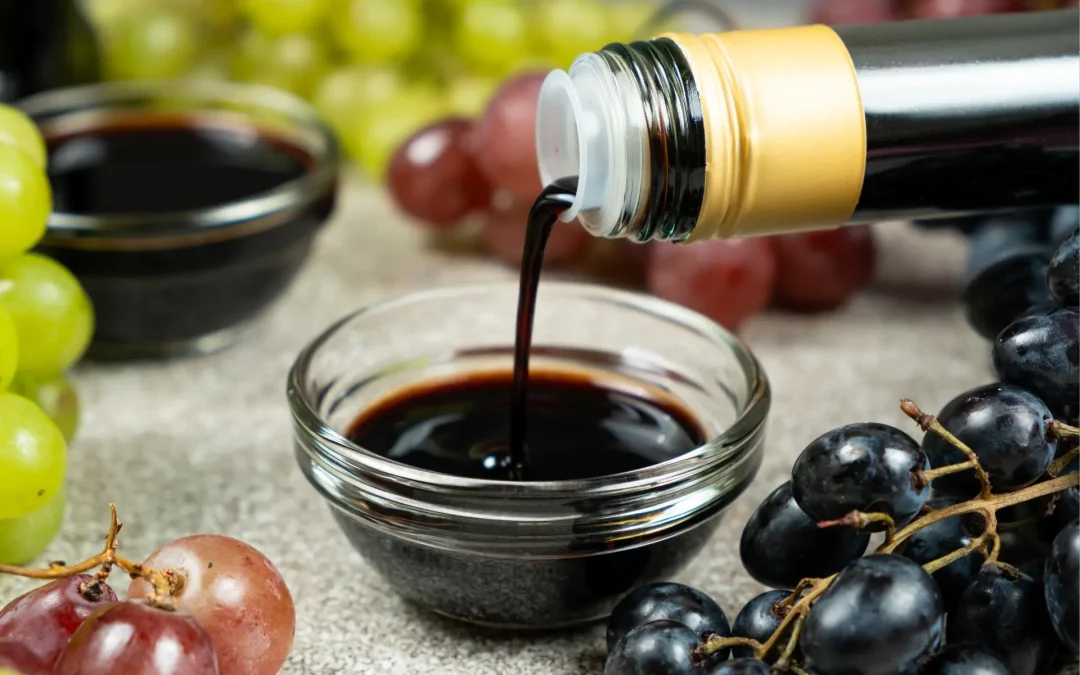 Vinagre de Módena: ¿qué lleva y cómo sacarle partido en la cocina?